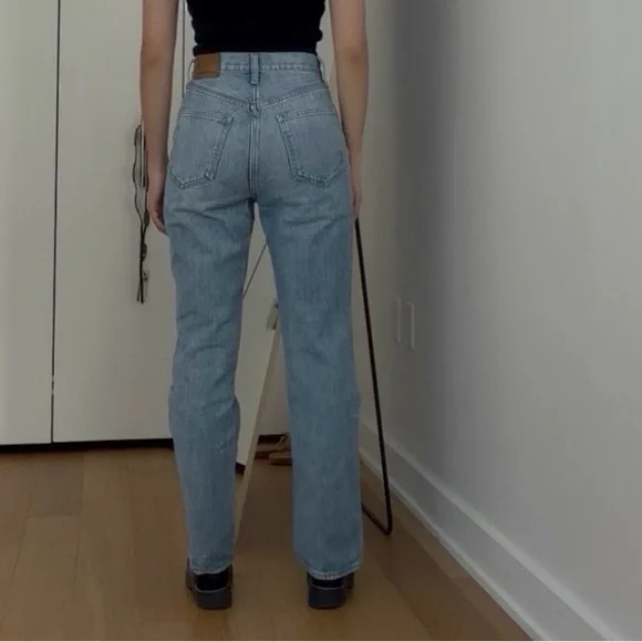 Aritzia Denim Forum The Joni High Rise Loose 29l - Picture 3 of 6
